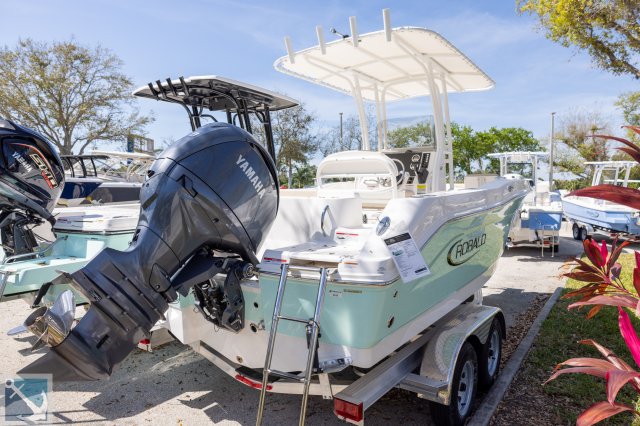 New 2024 Robalo for sale